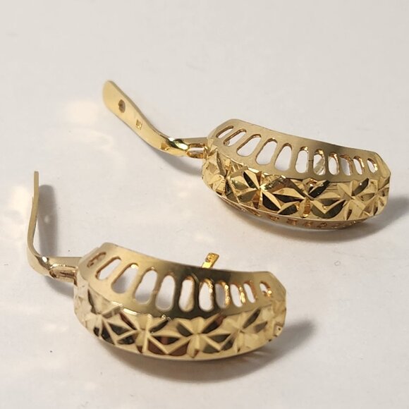 VTG Tested* 14K Solid Gold Geometric Diamond Cut latch Back Stud Earrings Signed - Picture 16 of 16